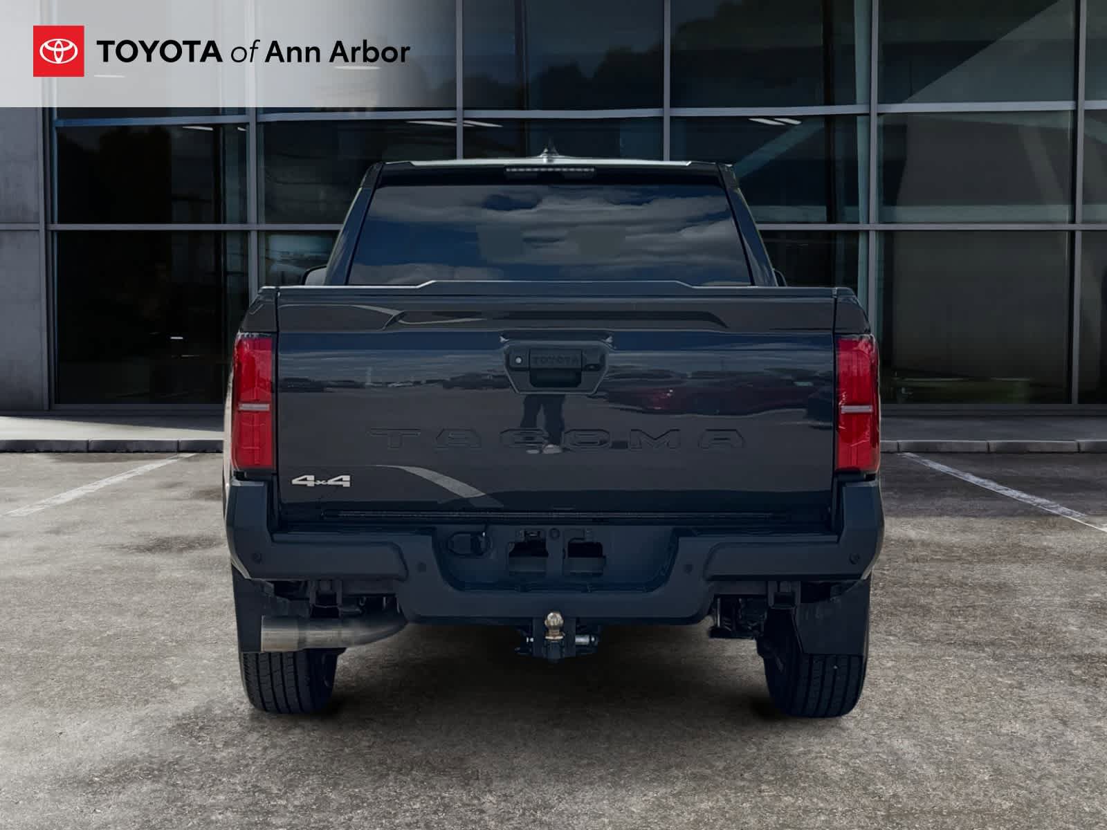 Used 2024 Toyota Tacoma SR w/ SR Upgrade Package AWD/4WD image 10