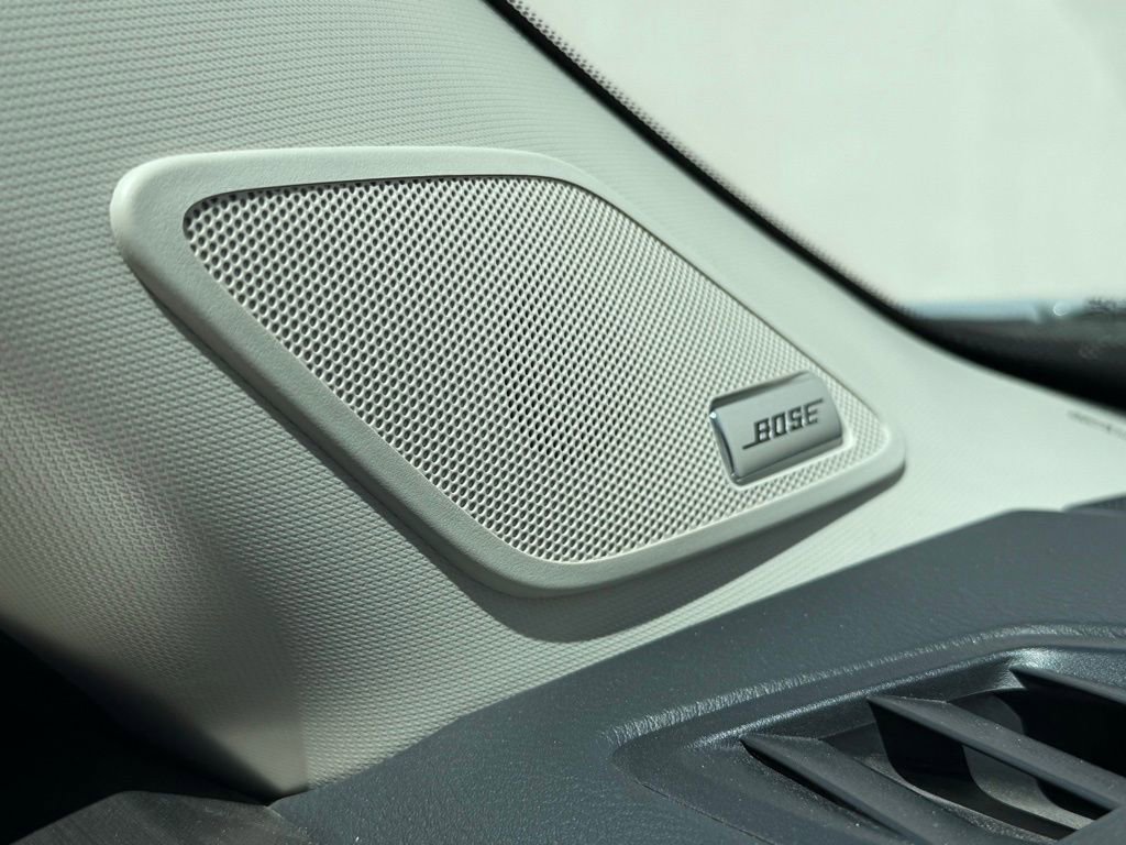 Used 2022 Nissan Pathfinder Platinum w/ Cargo Package image 13