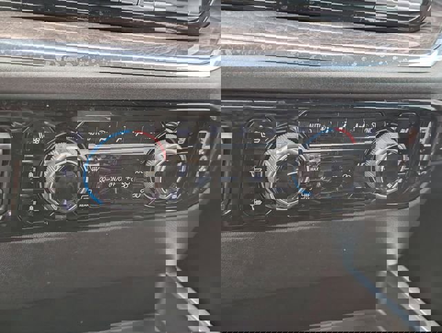 Certified 2024 Chevrolet Silverado 1500 LTZ w/ LTZ Convenience Package II image 15