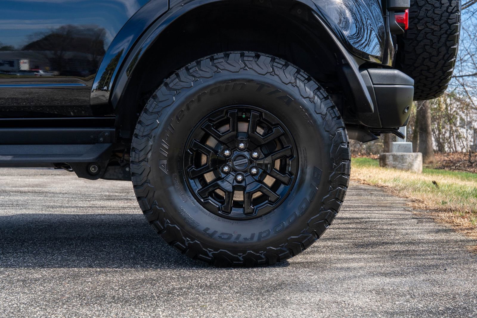 Used 2024 Ford Bronco Raptor w/ Interior Carbon Fiber Pack 6 image 10