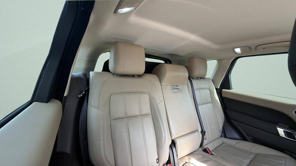 Used 2019 Land Rover Range Rover Sport SE AWD/4WD image 27
