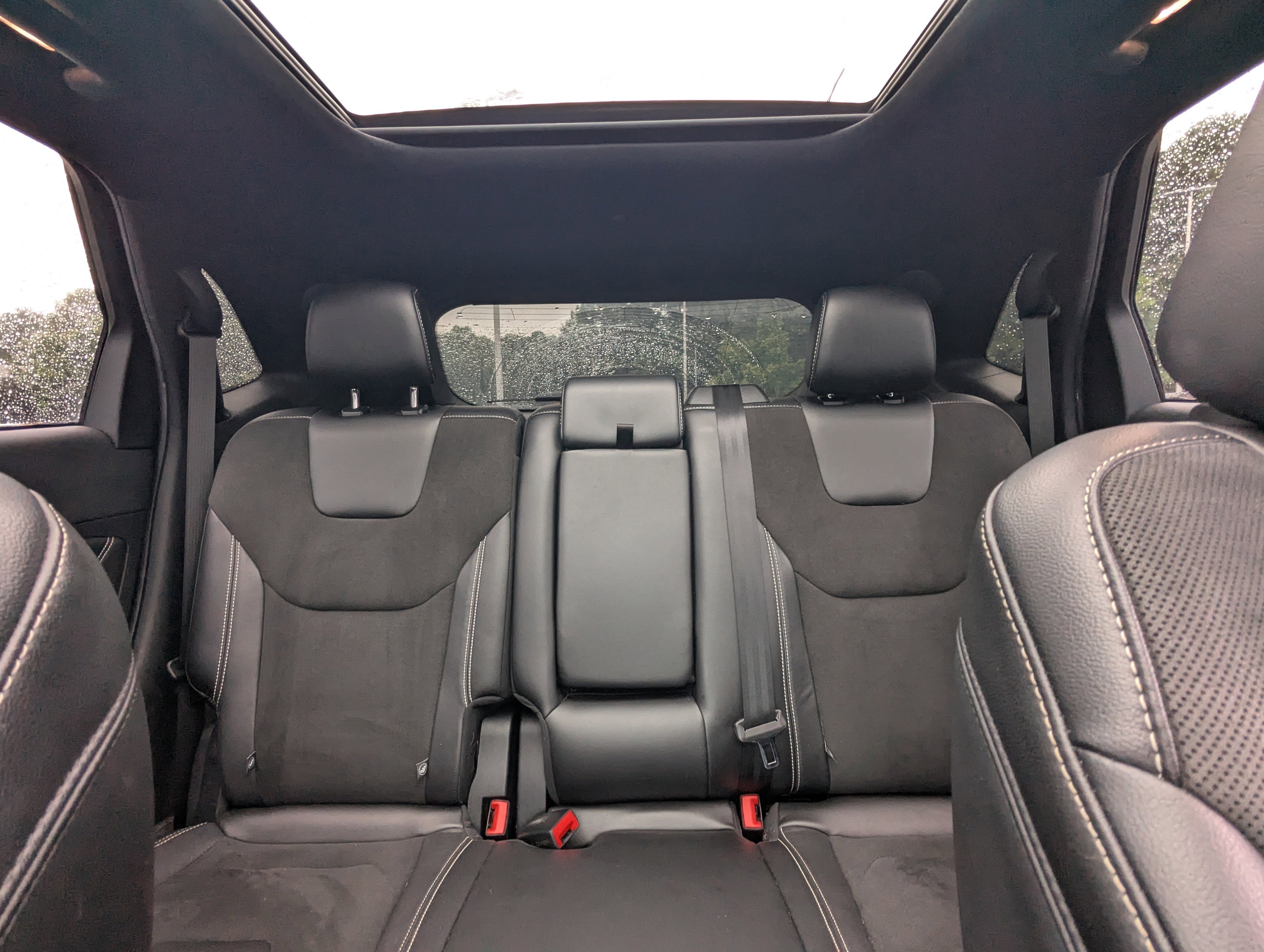 Used 2021 Ford Edge ST w/ Equipment Group 401A image 9