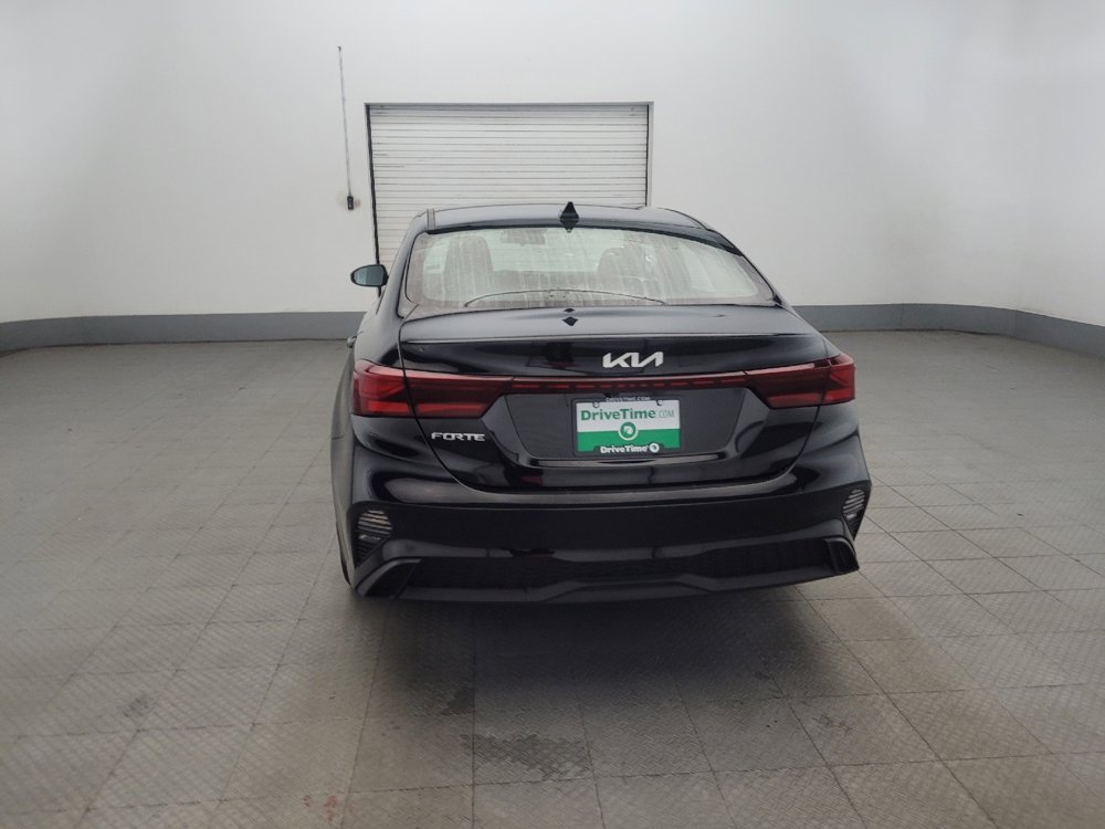 Used 2023 Kia Forte LXS w/ LXS Technology Package image 6