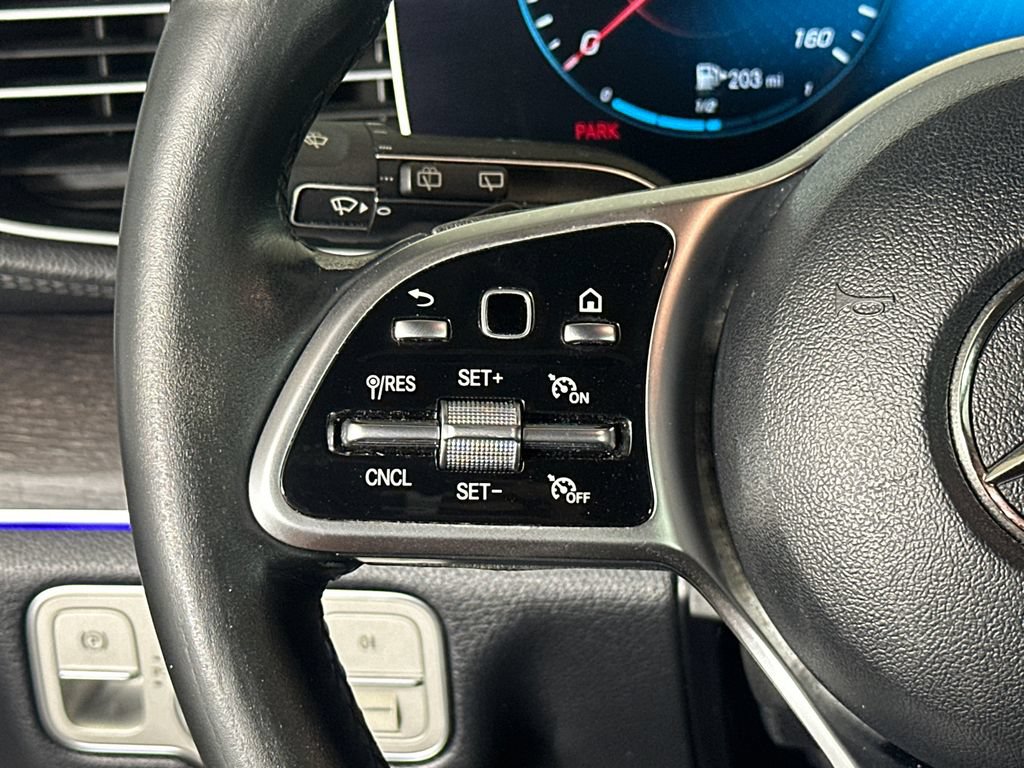 Used 2020 Mercedes-Benz GLS 450 4MATIC image 27