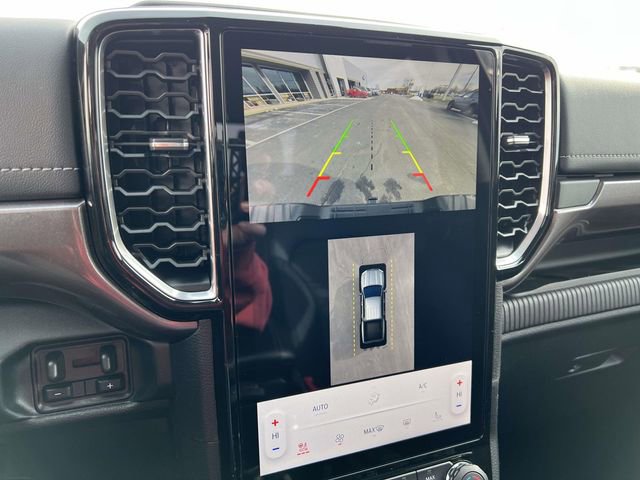 New 2025 Ford Ranger Lariat w/ FX4 Off-Road Package image 18