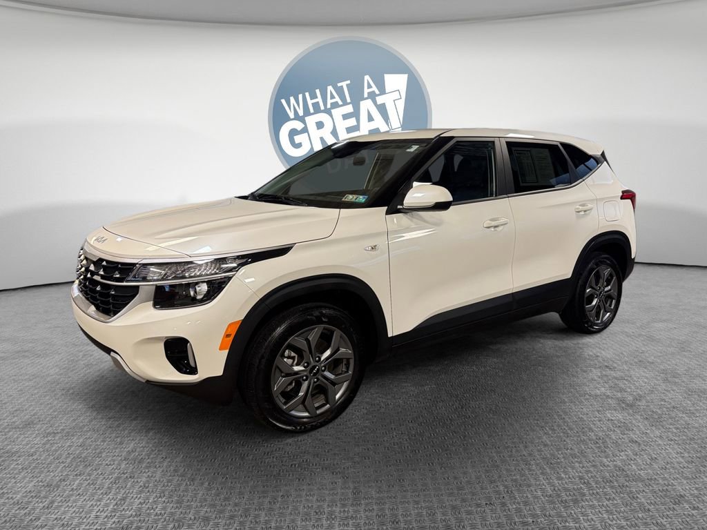 Certified 2025 Kia Seltos LX AWD/4WD image 8