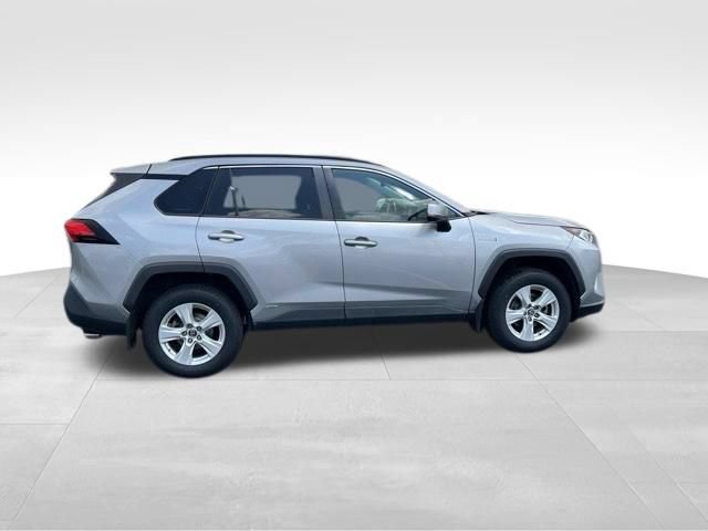 Used 2019 Toyota RAV4 XLE w/ Convenience Package AWD/4WD image 8