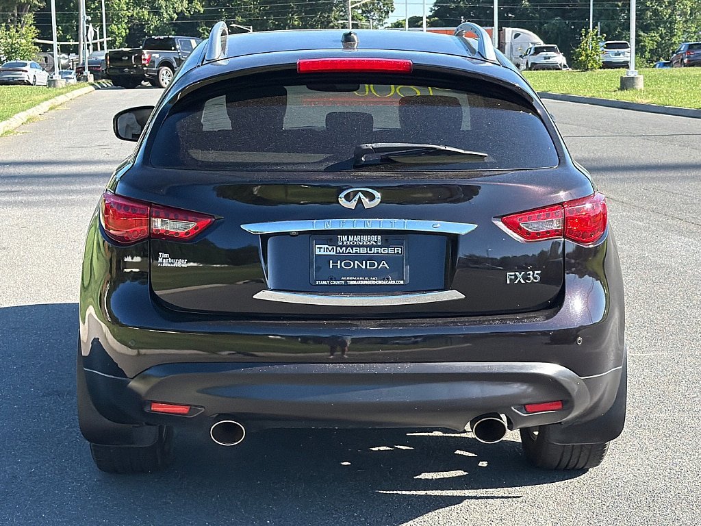 Used 2011 INFINITI FX35 AWD w/ Premium Pkg image 4