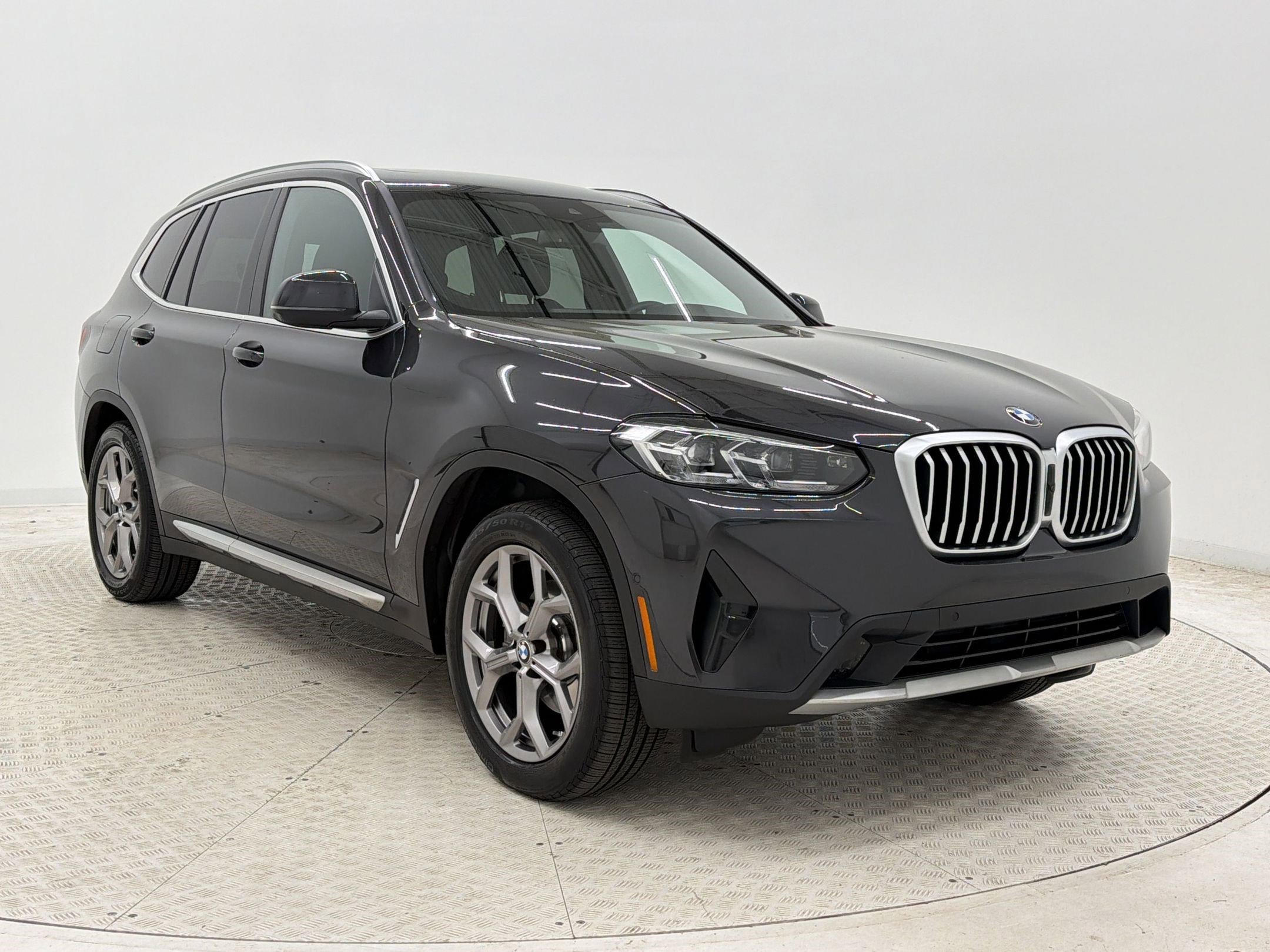 Certified 2024 BMW X3 xDrive30i w/ Convenience Package image 7