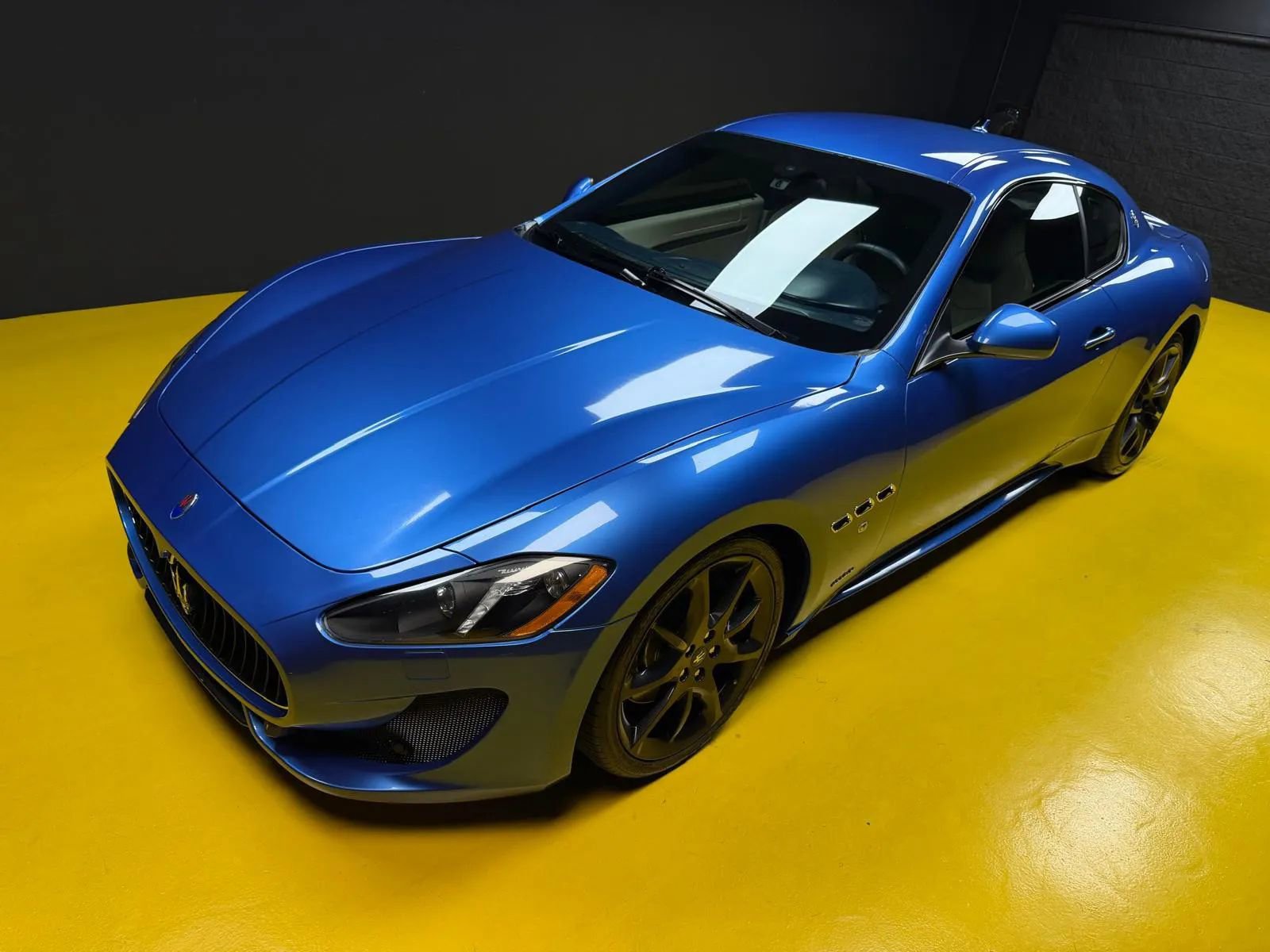 Used 2013 Maserati GranTurismo MC RWD image 40