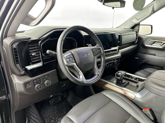 Used 2024 Chevrolet Silverado 1500 RST w/ Convenience Package II AWD/4WD image 20
