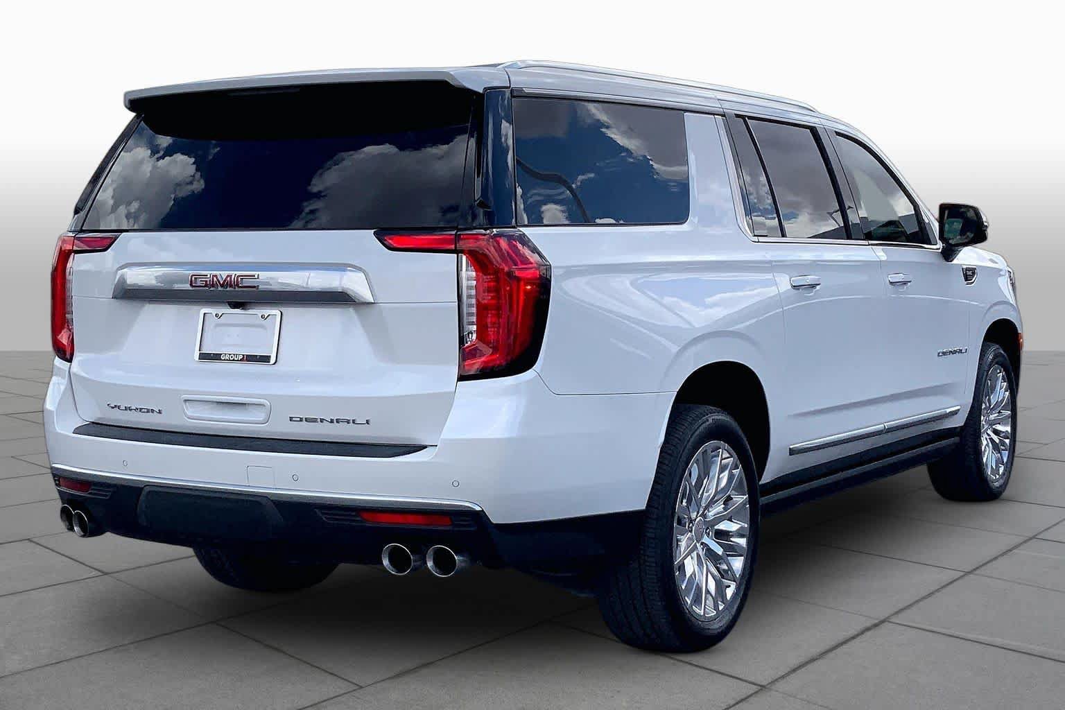 Used 2023 GMC Yukon XL Denali w/ Max Trailering Package AWD/4WD image 13