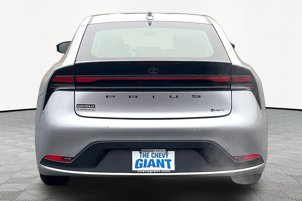 Used 2023 Toyota Prius LE image 6