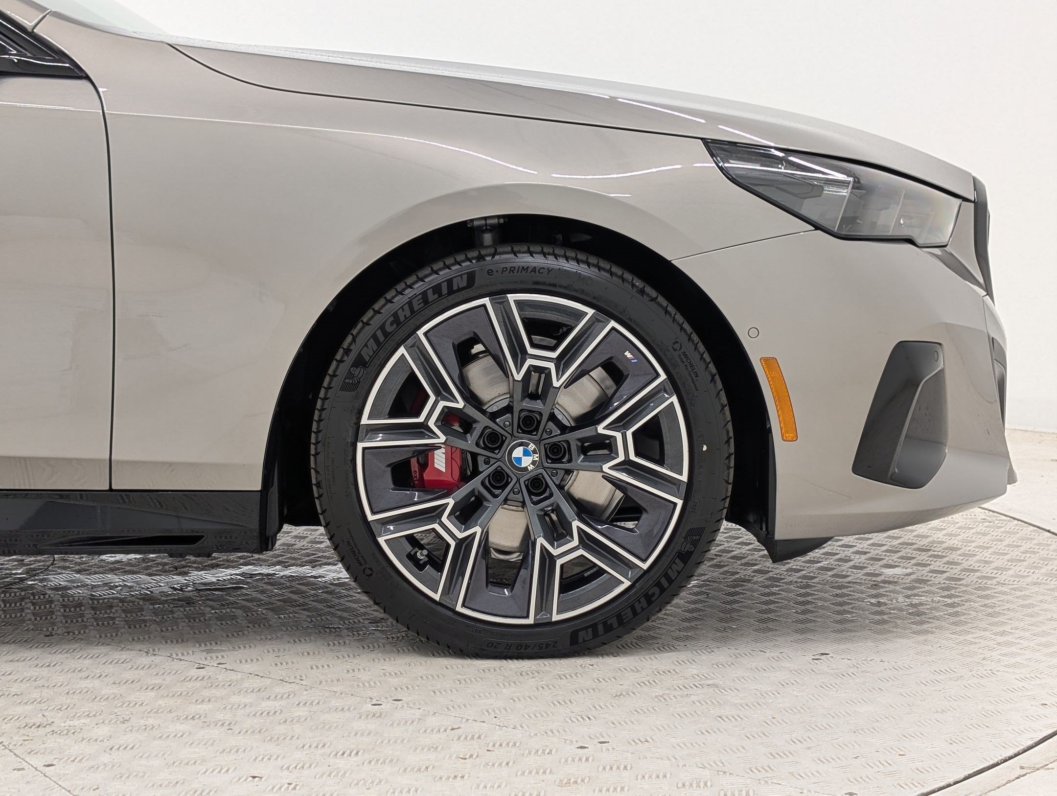 New 2026 BMW 530i RWD image 12