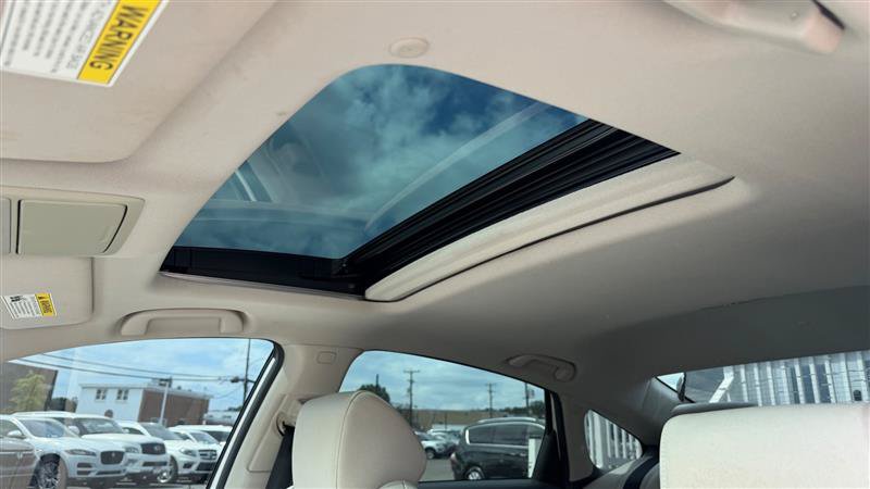Used 2018 Honda Accord EX image 24