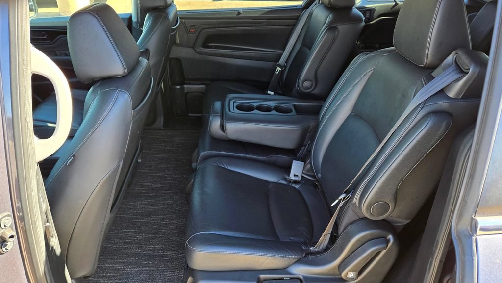 Used 2021 Honda Odyssey Touring image 11