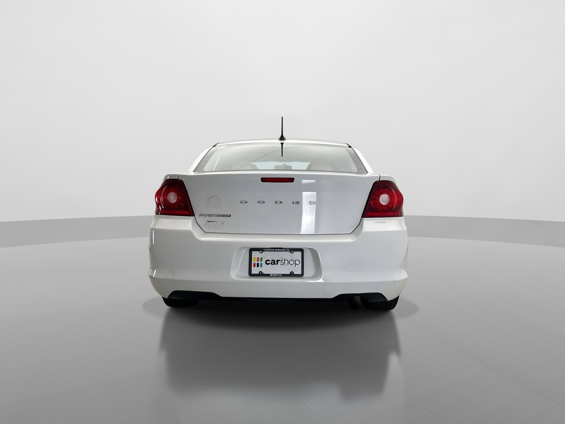 Used 2014 Dodge Avenger SE FWD image 4