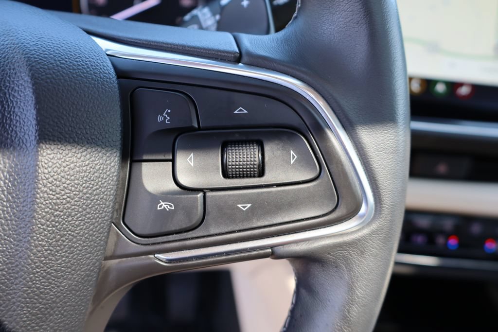 Used 2023 Buick Envision Avenir AWD/4WD image 22