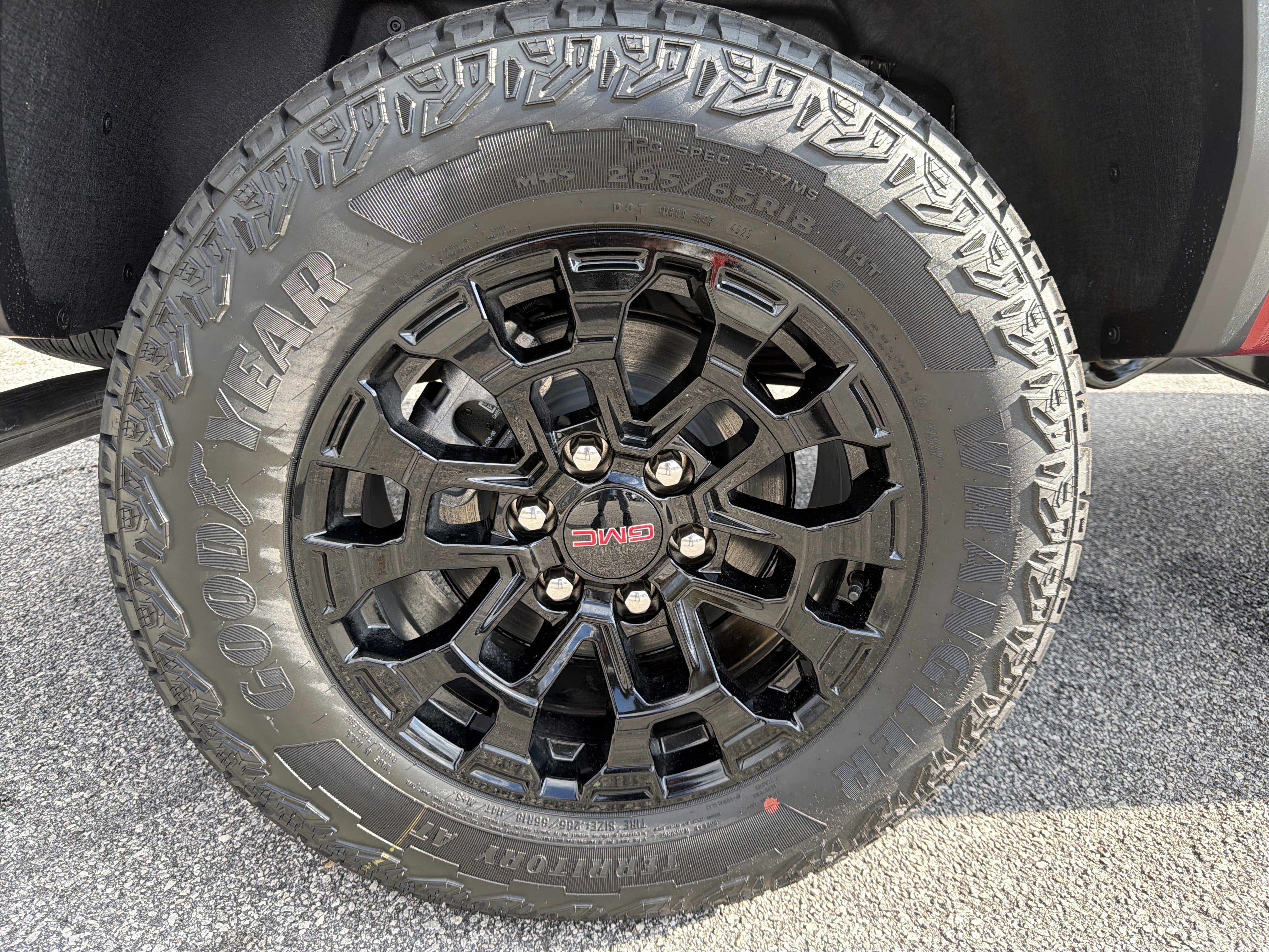 New 2026 GMC Canyon Elevation w/ Convenience Package image 29