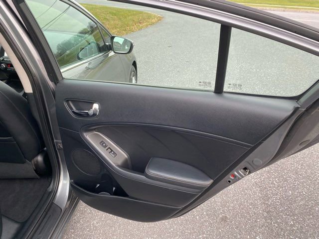 Used 2015 Kia Forte EX w/ Premium Package image 24