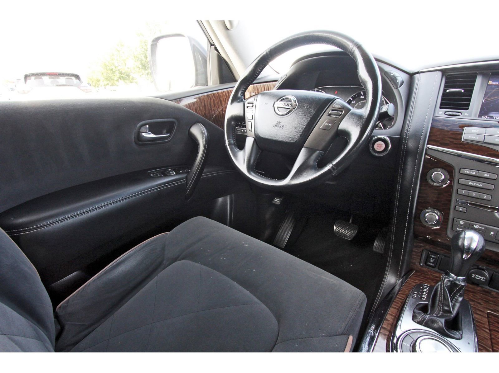 Used 2017 Nissan Armada SV image 11