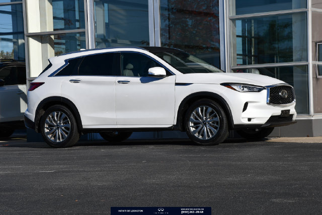 Used 2023 INFINITI QX50 Luxe AWD/4WD image 1