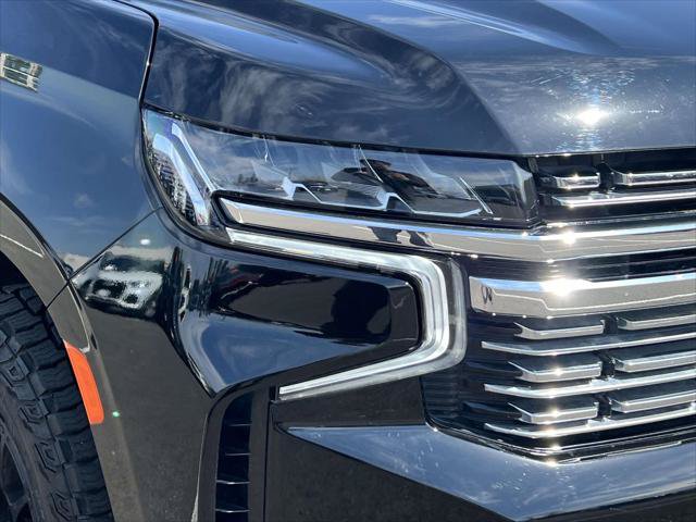 Used 2024 Chevrolet Suburban Premier AWD/4WD image 10