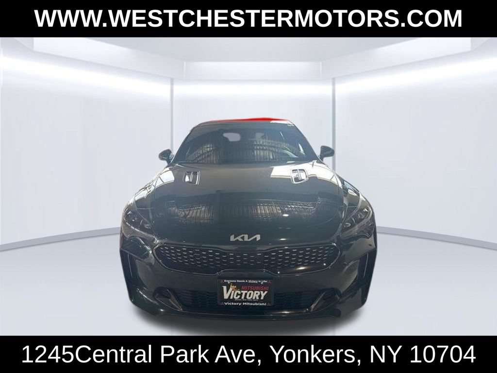 Used 2022 Kia Stinger GT2 AWD/4WD image 2