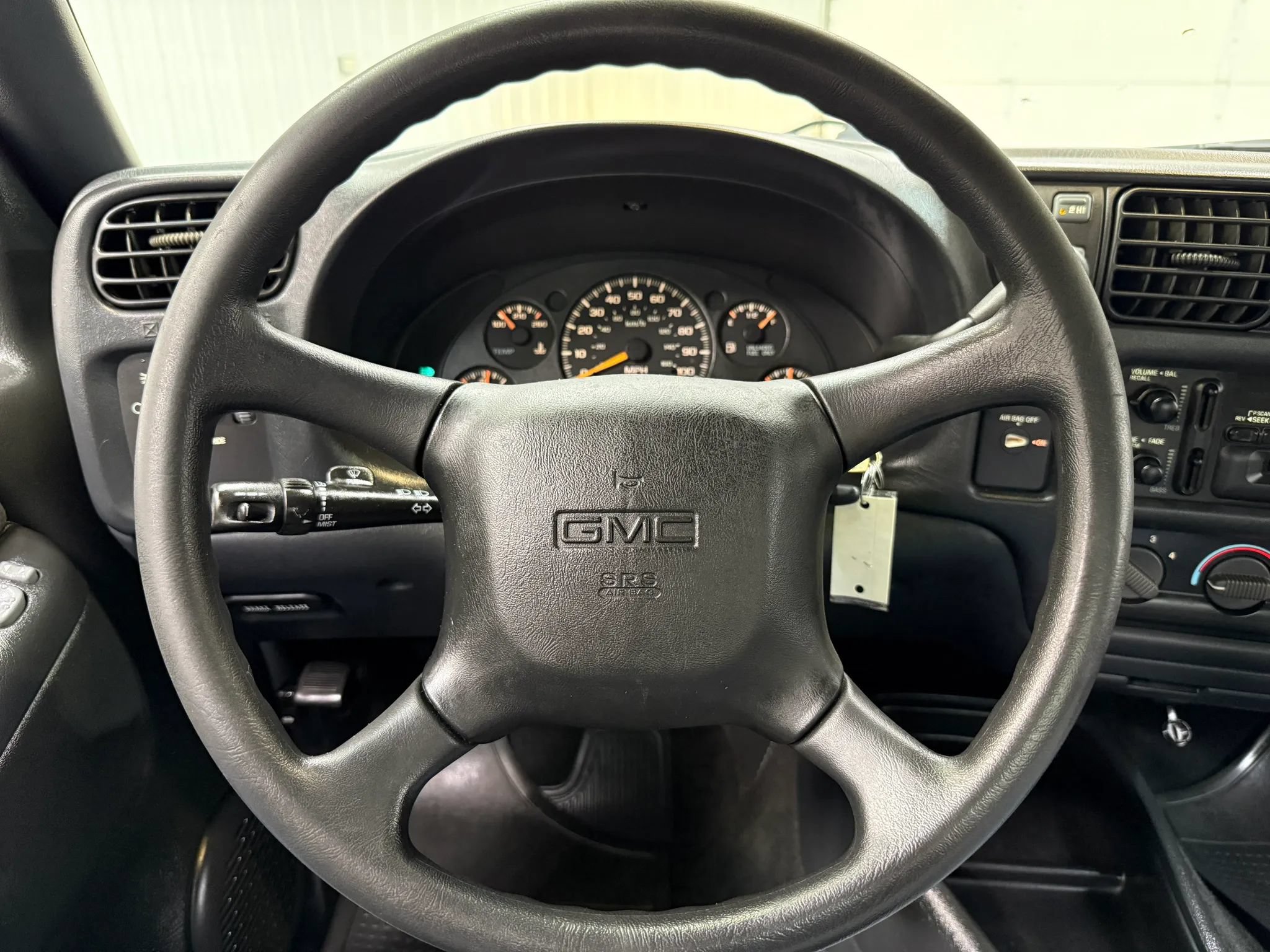 Used 1999 GMC Sonoma SLS w/ Convenience Group AWD/4WD image 17