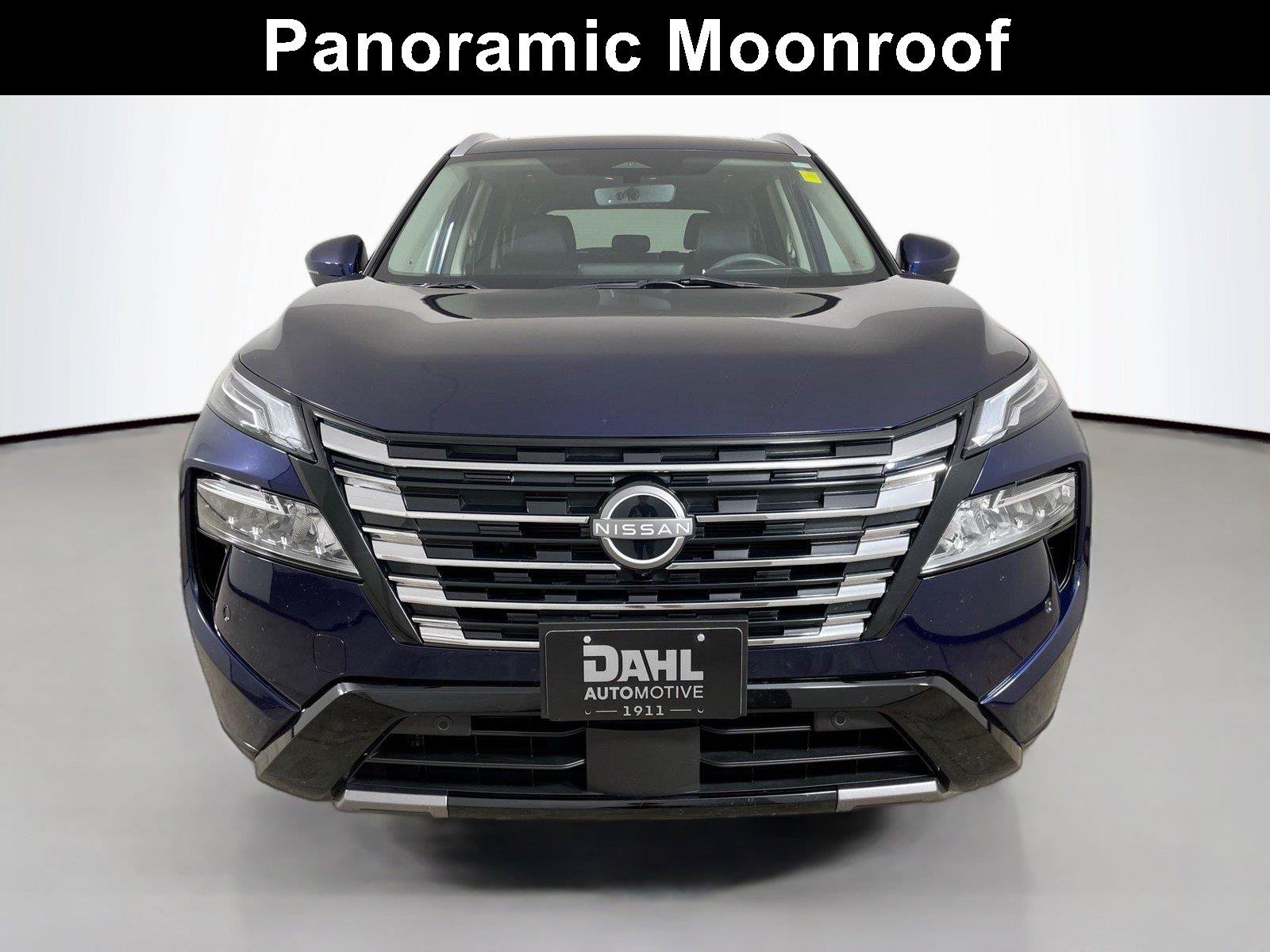 Used 2024 Nissan Rogue Platinum w/ Platinum Premium Package AWD/4WD image 3