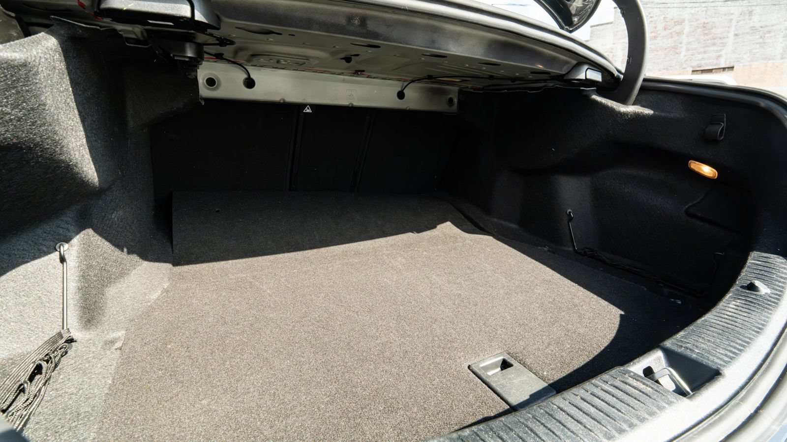 Used 2016 Mercedes-Benz C 300 4MATIC Sedan w/ Multimedia Package image 20