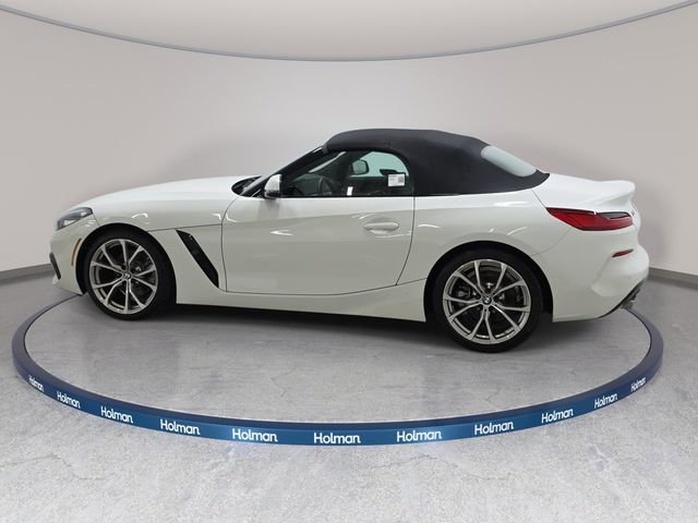 Certified 2022 BMW Z4 sDrive30i w/ Convenience Package image 8