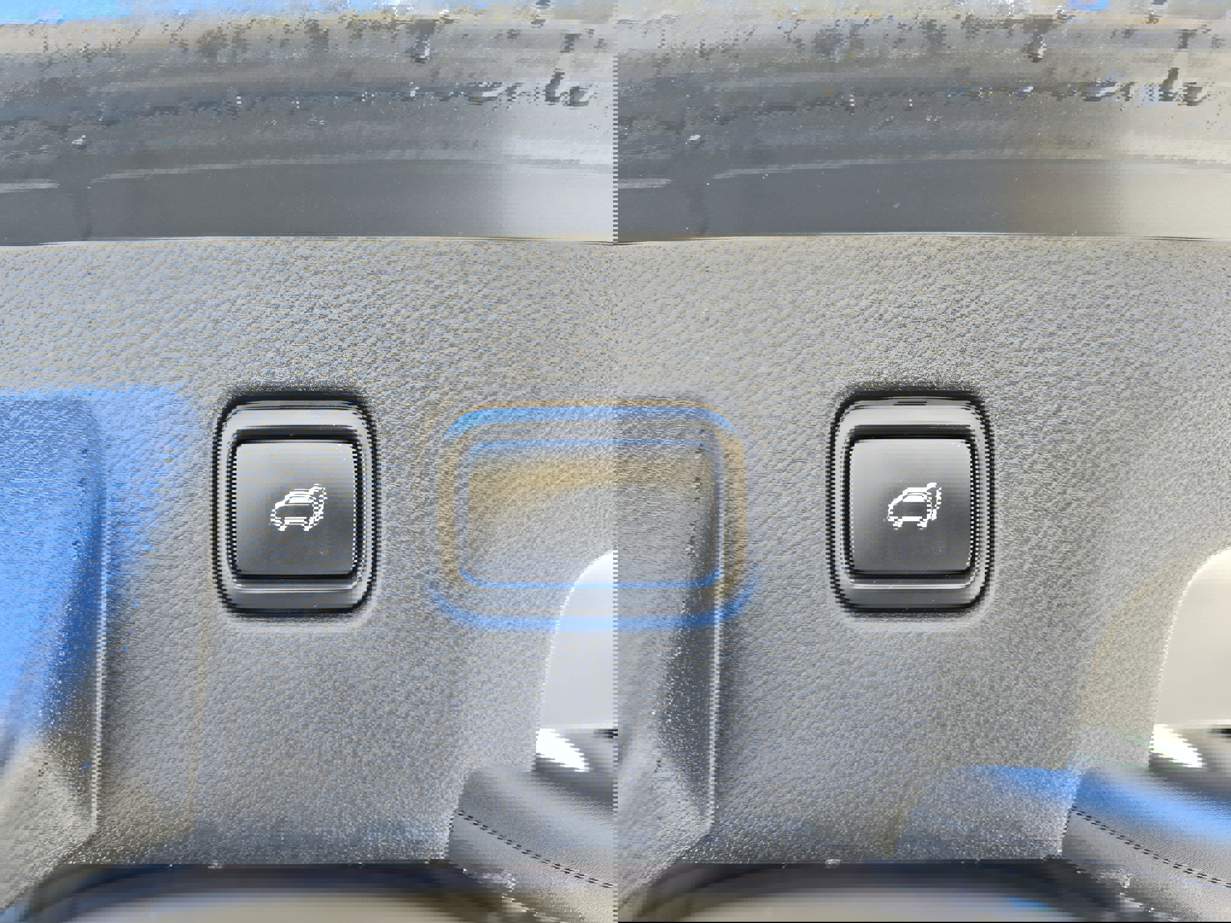 Used 2023 Kia Sportage X-Line w/ X-Line Premium Package image 13