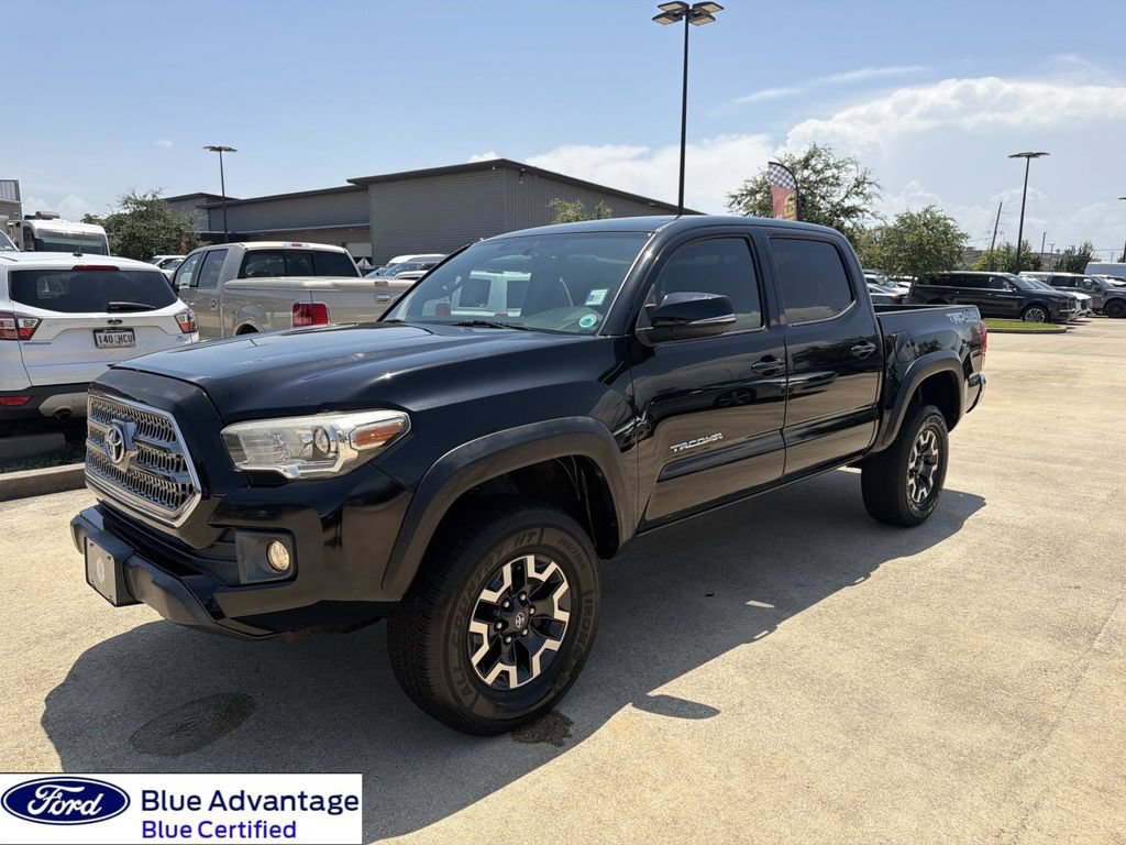 Used 2017 Toyota Tacoma TRD Off-Road w/ Tow Package (A/T) AWD/4WD image 5