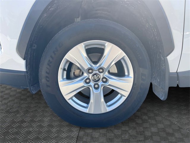 Used 2021 Toyota RAV4 XLE image 14