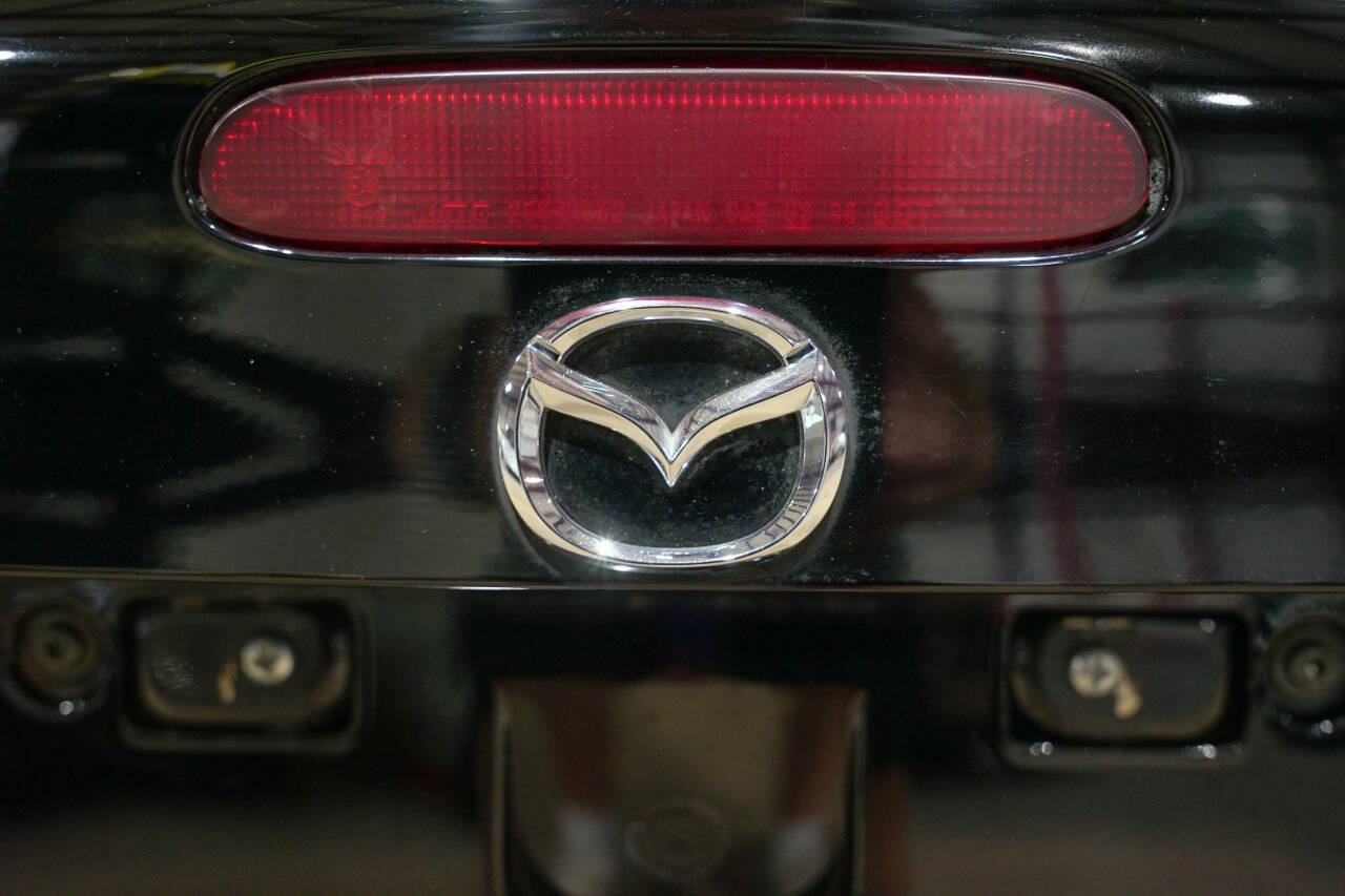Used 1999 MAZDA MX-5 Miata RWD image 36