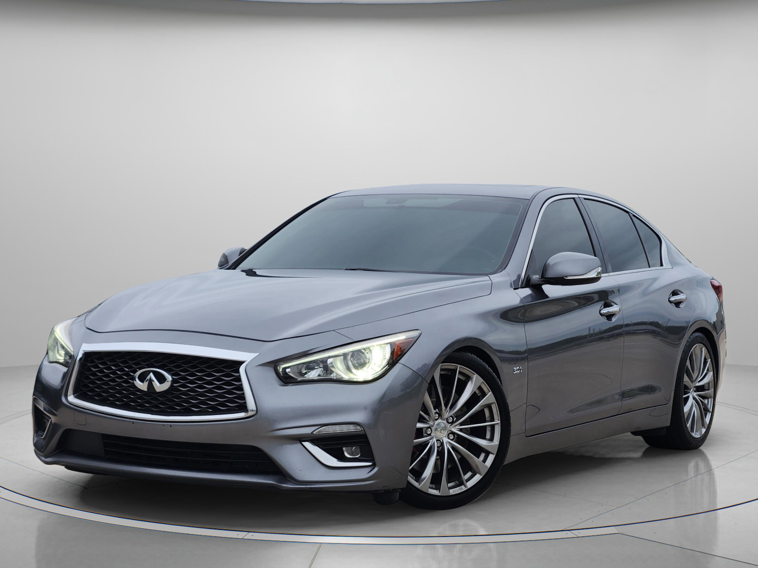 Used 2019 INFINITI Q50 Luxe RWD image 1