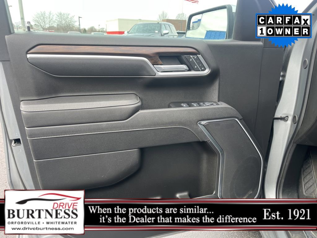 Certified 2025 GMC Sierra 1500 SLT image 29