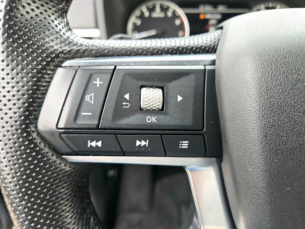 Used 2022 Mitsubishi Outlander SEL Black Edition image 11