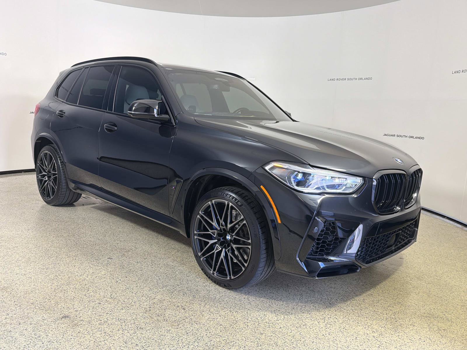 Used 2021 BMW X5 M w/ Competition Package AWD/4WD image 6