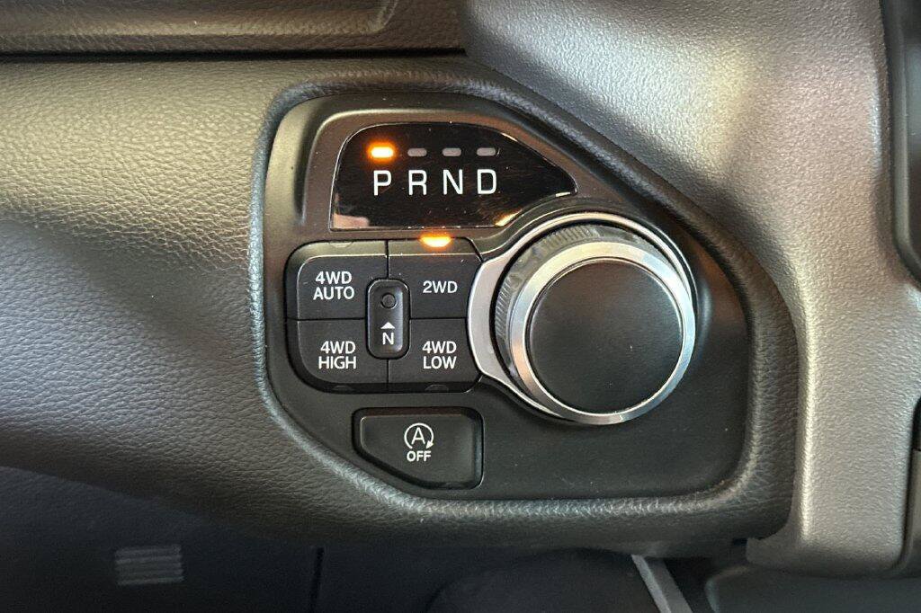 Used 2023 RAM 1500 Big Horn AWD/4WD image 20