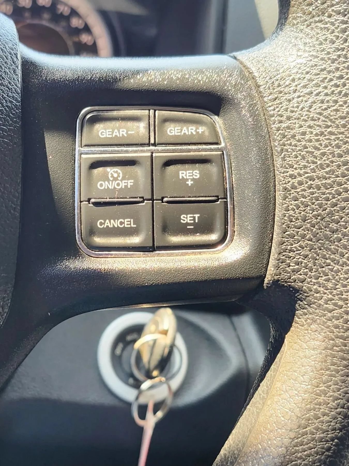 Used 2018 RAM 1500 Classic SLT AWD/4WD image 27