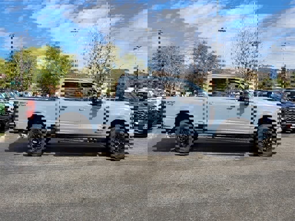 New 2025 Ford F250 Lariat w/ Lariat Ultimate Package image 6