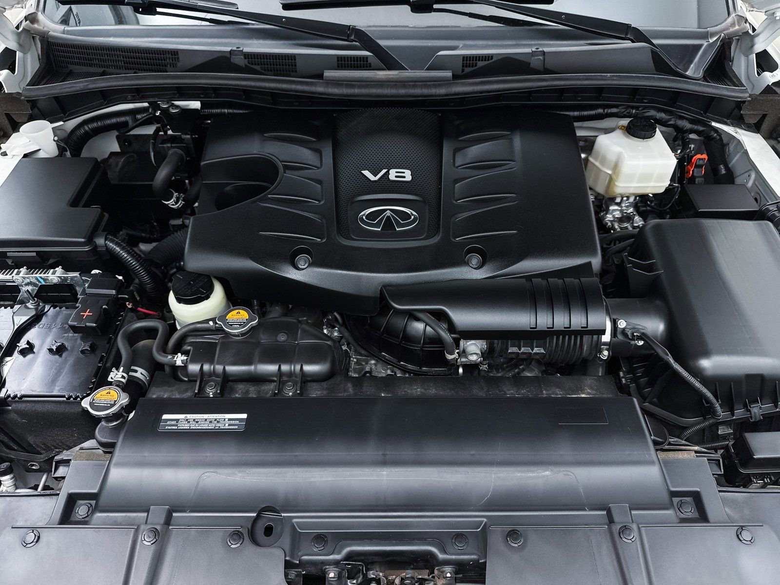 Used 2024 INFINITI QX80 Luxe image 3