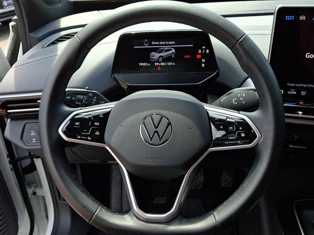 Used 2025 Volkswagen ID.4 Pro S RWD image 16
