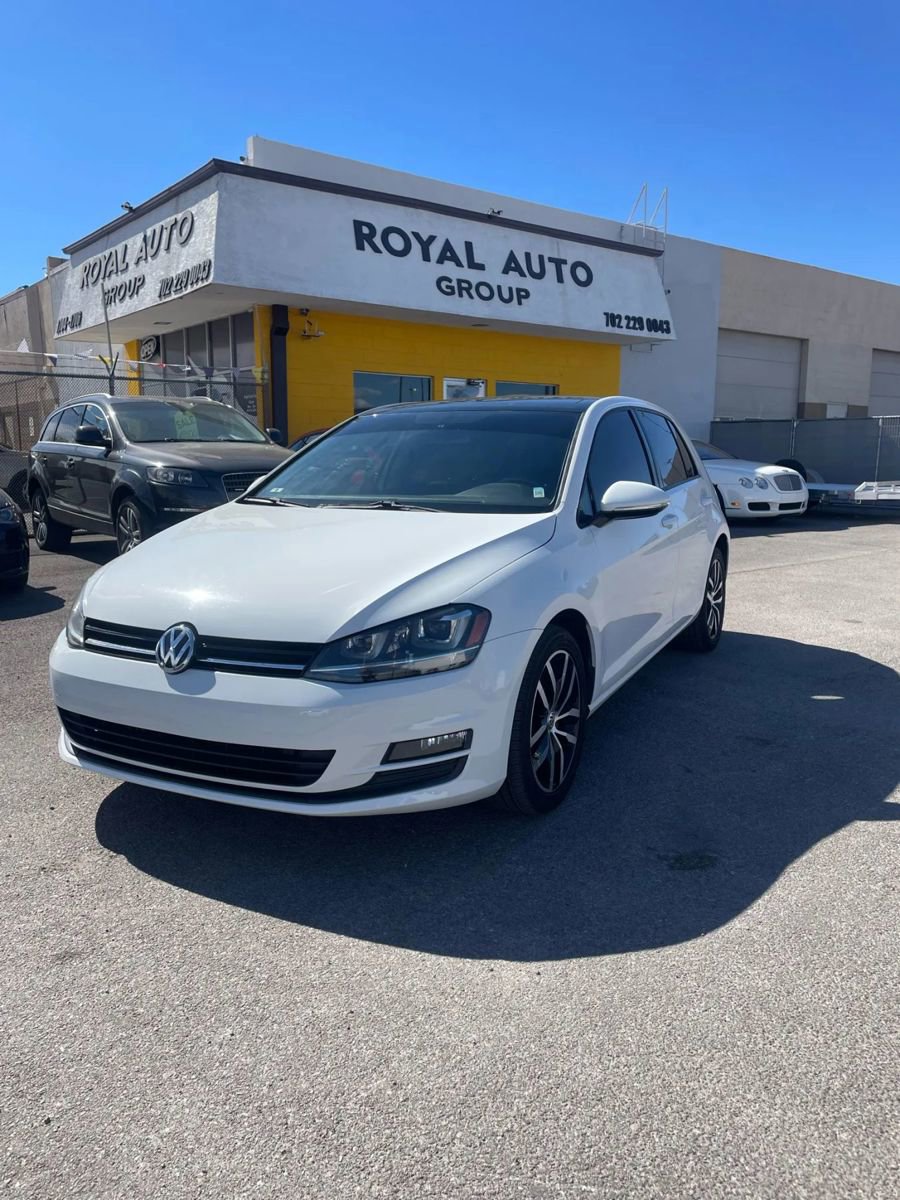 Used 2015 Volkswagen Golf SE w/ Lighting Package