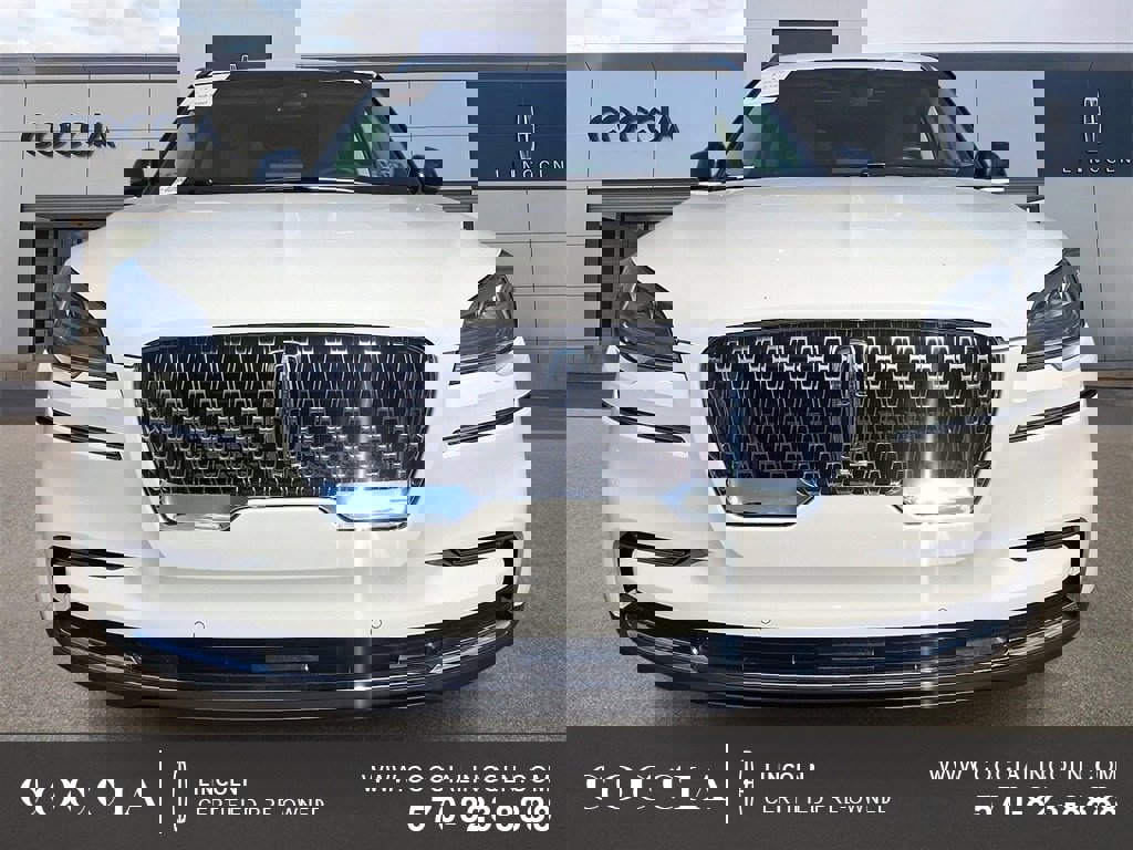 Certified 2024 Lincoln Aviator Reserve w/ Elements Package Plus image 2