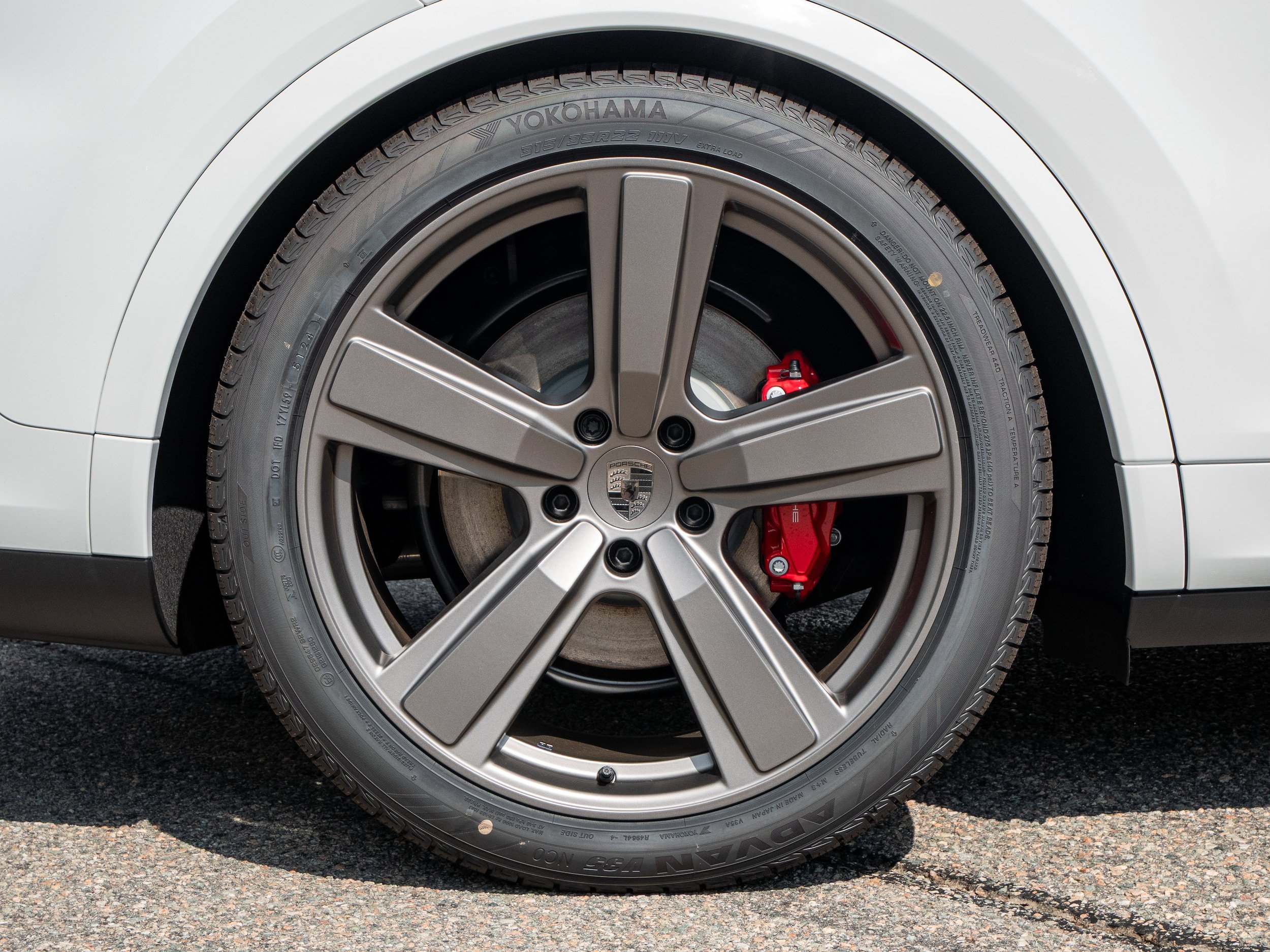 New 2025 Porsche Cayenne Turbo AWD/4WD image 14