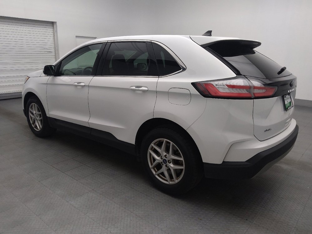 Used 2024 Ford Edge SEL image 3