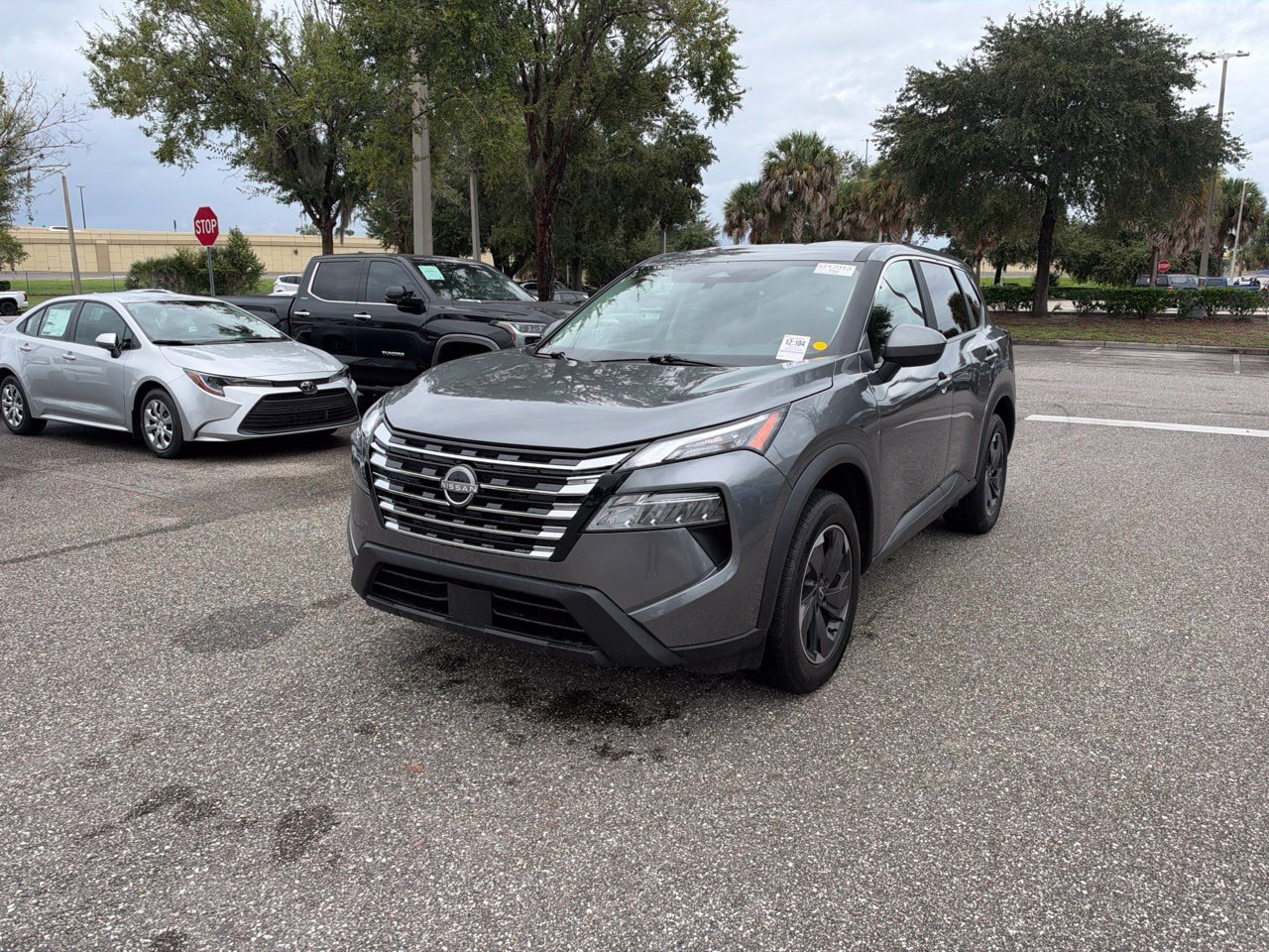 Used 2025 Nissan Rogue SV
